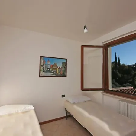 Panoramic Pool View With Parking * Gardone Riviera